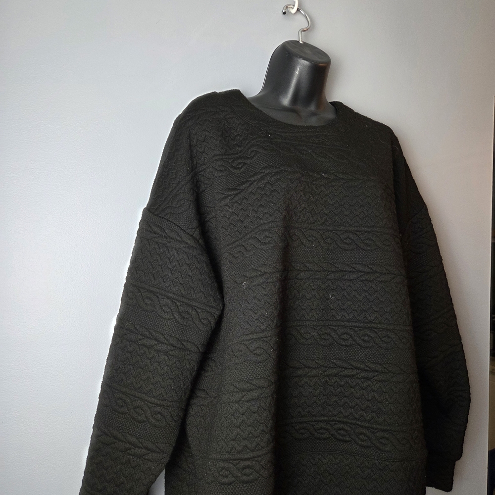Women's Textured Knit Sweater - Black - Picture 3 of 8